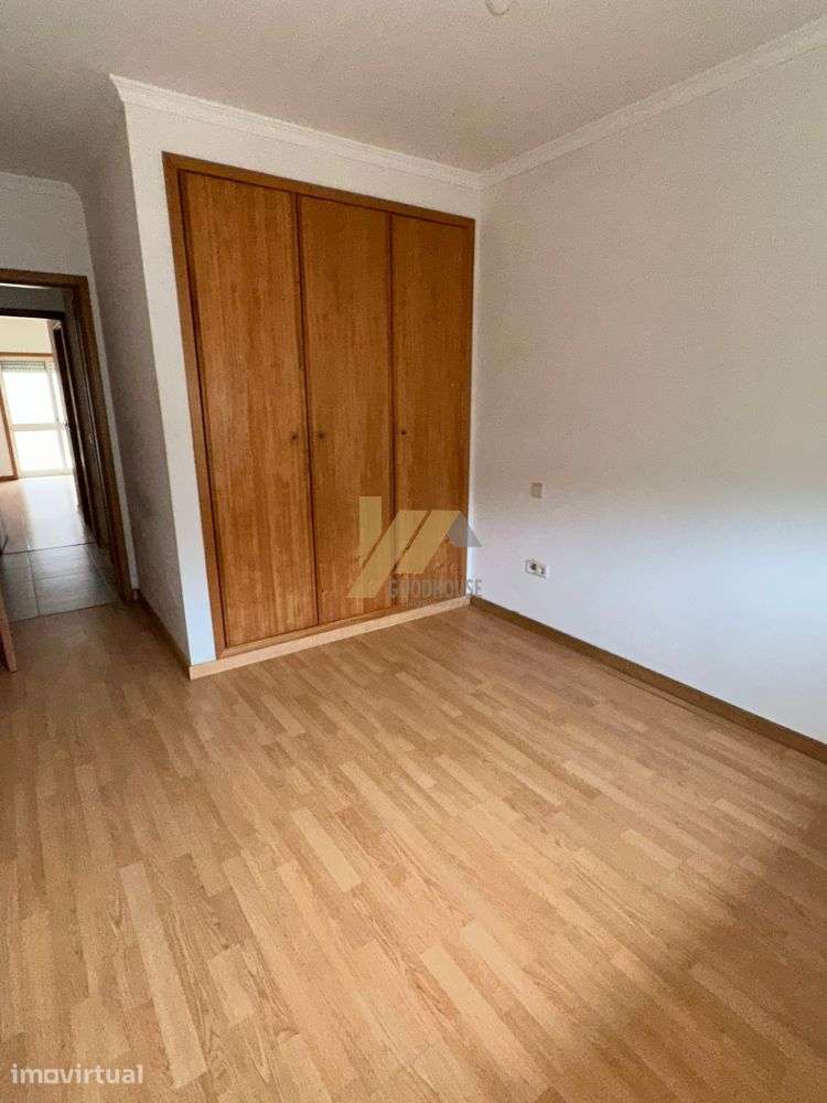 Apartamento T3 com terraço - Grande imagem: 5/10