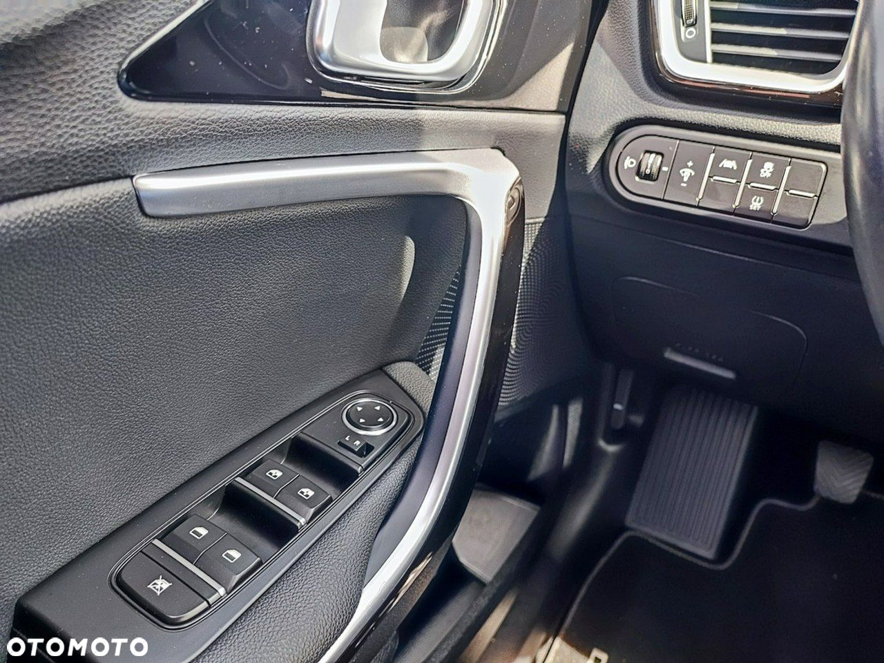 Kia Ceed - 19