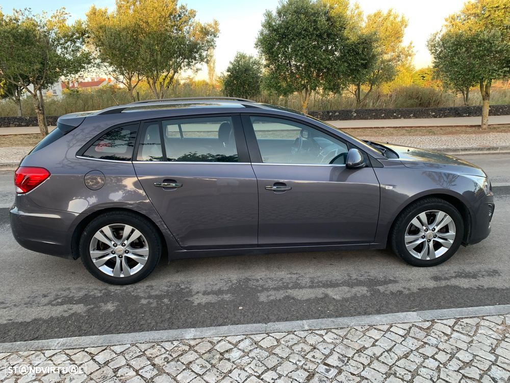 Chevrolet Cruze SW - 3