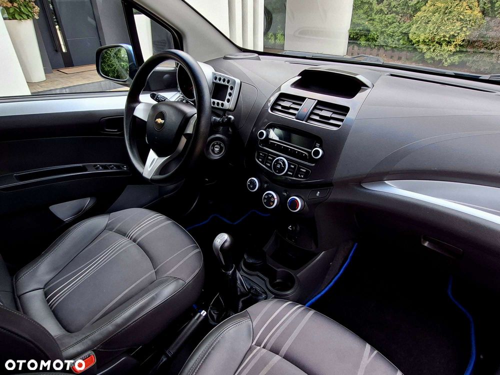 Chevrolet Spark 1.2 LT+ - 10