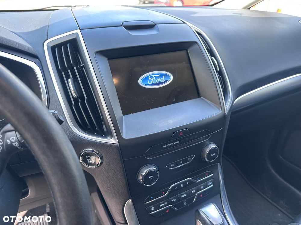 Ford S-Max 2.0 TDCi Titanium PowerShift - 22