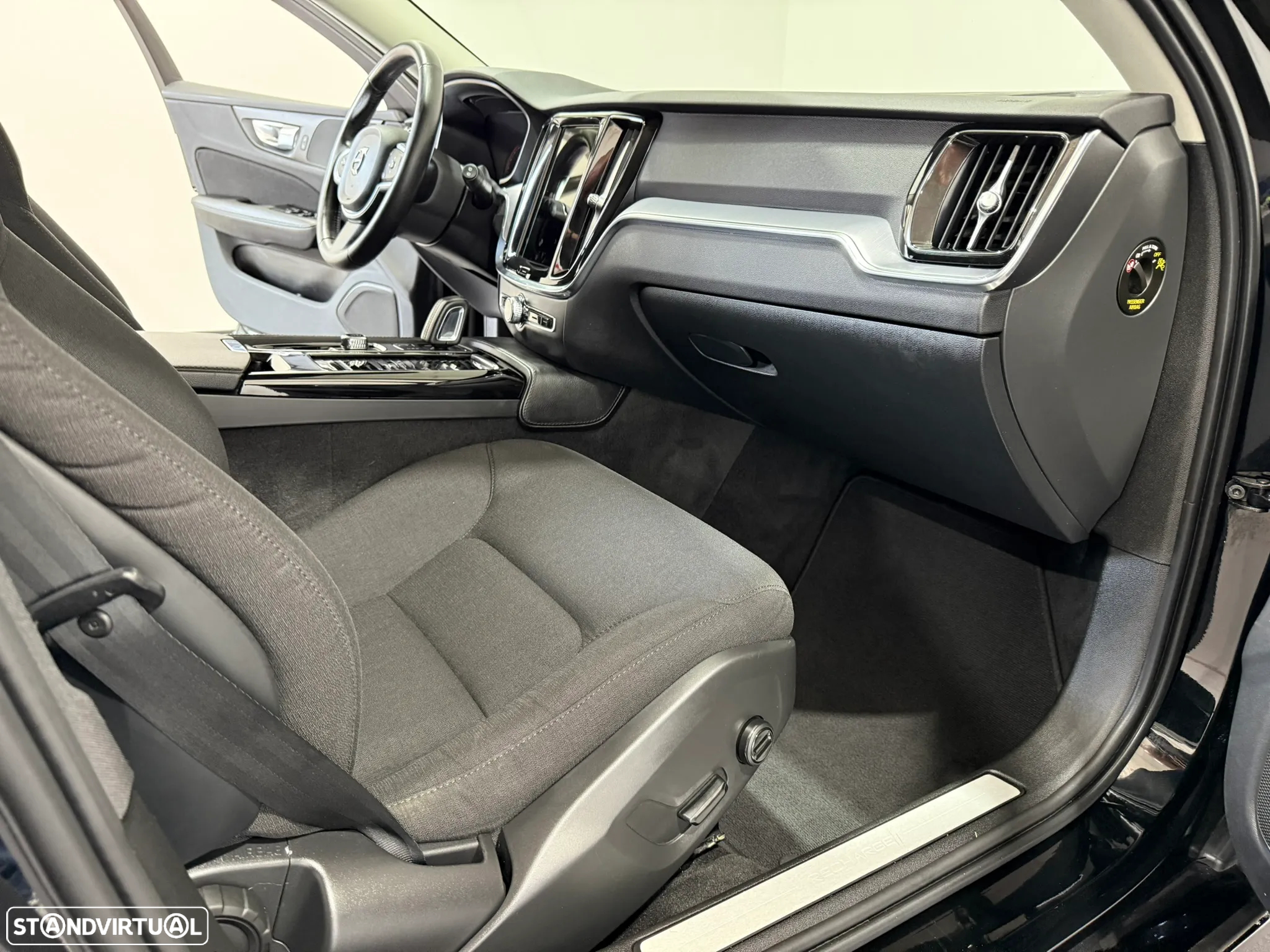 Volvo V60 2.0 T6 AWD TE Inscription Expression - 38
