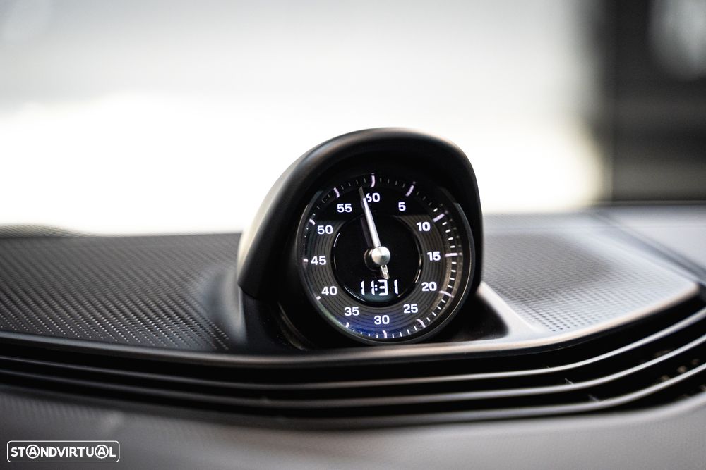 Porsche Taycan Bateria Performance Plus - 10