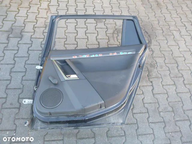 DRZWI PRAWY TYŁ PRAWE TYLNE KOMPLETNE OPEL VECTRA C KOMBI KOLOR Z20R - 23