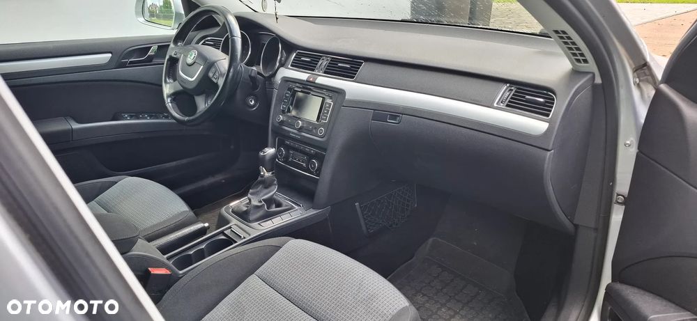 Skoda Superb 2.0 TDI Ambition - 7