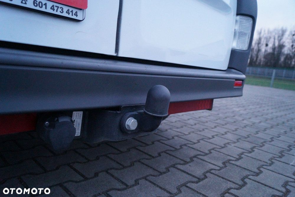 Opel Vivaro - 24