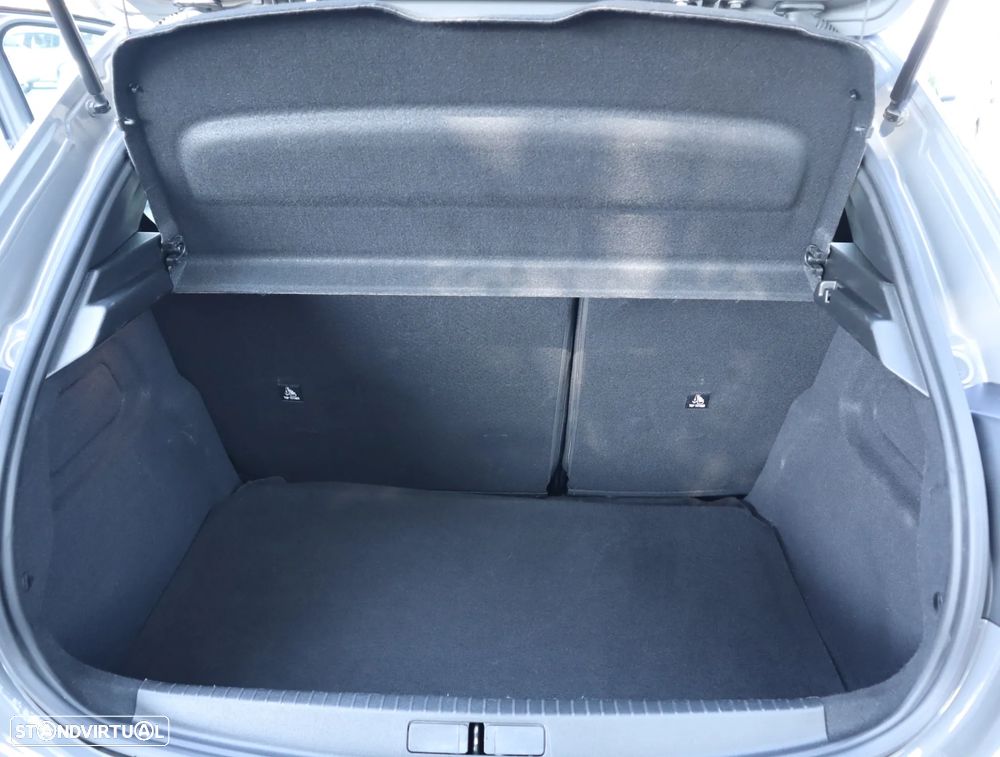 Peugeot 208 1.2 Hybrid Allure e-DCS6 - 55