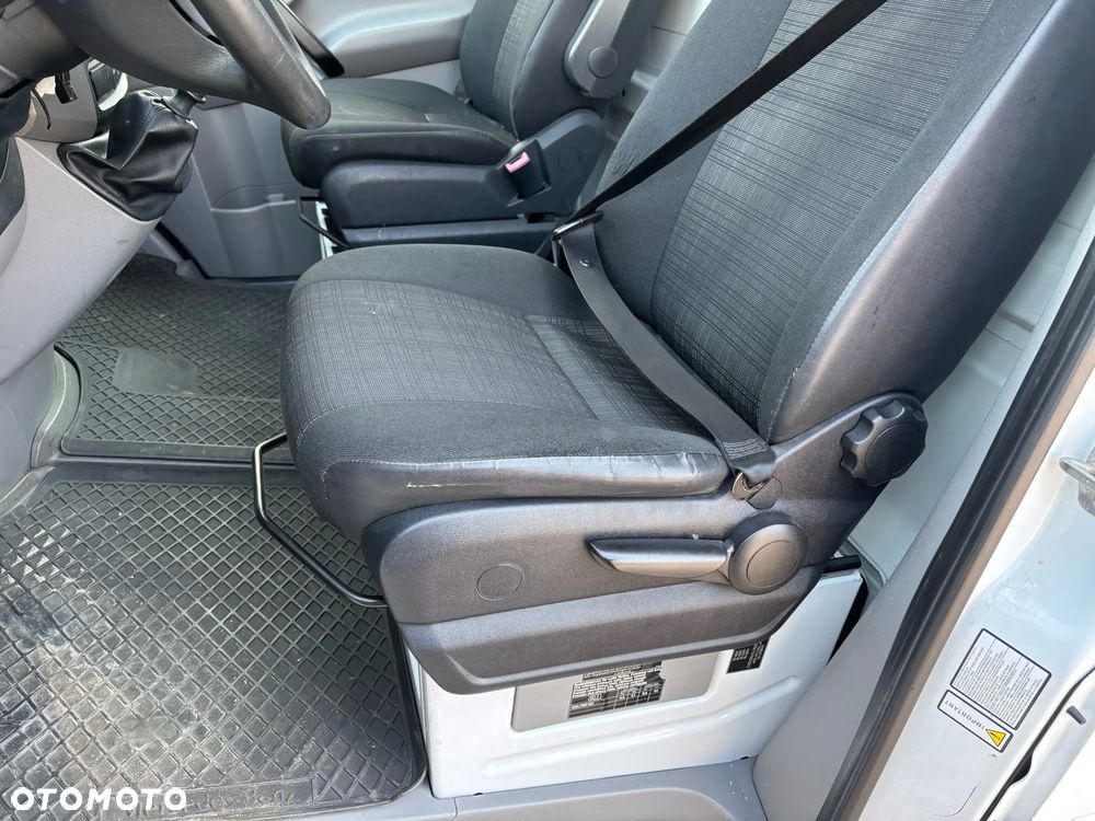 Mercedes-Benz Sprinter - 20