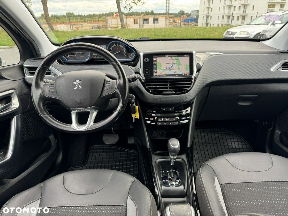 Peugeot 2008 PureTech 110 Stop&Start EAT6 Allure - 22