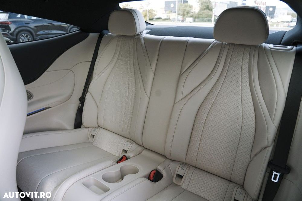 Mercedes-Benz CLE 300 4MATIC Aut. MHEV - 14