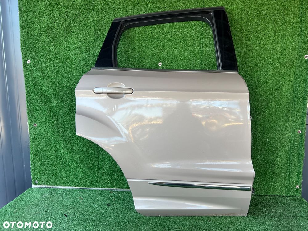 Ford Kuga MK2 lift Vignale prawy  tył Milano Grigio 16-19 - 1