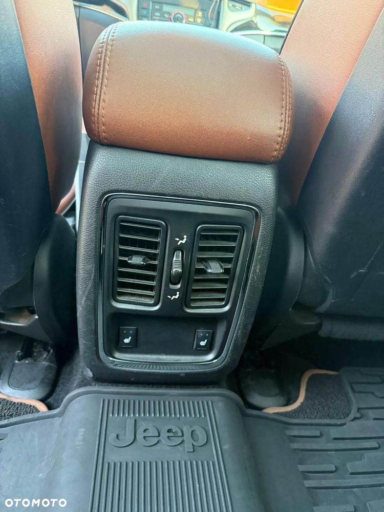 Jeep Grand Cherokee 3.6 V6 Overland Summit - 31