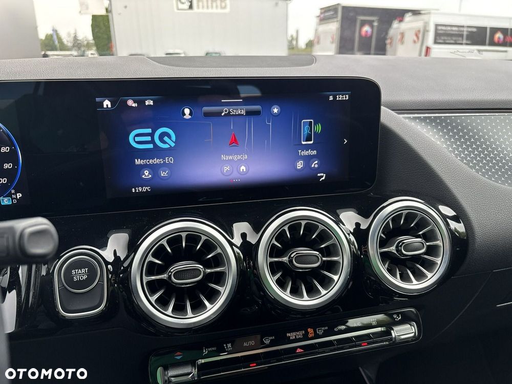Mercedes-Benz EQA 250+ 70.5kWh Progressive - 24