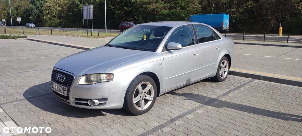 Audi A4 Limousine - 5