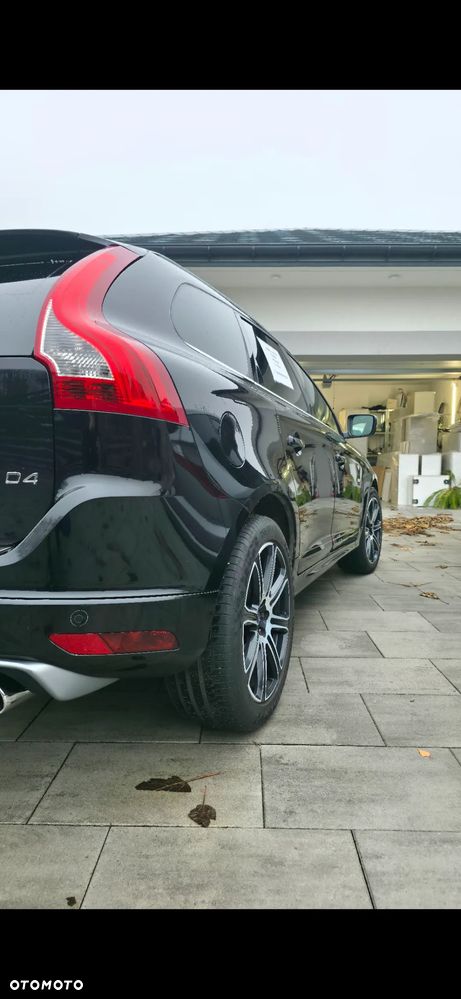 Volvo XC 60 D4 Drive-E Momentum - 4