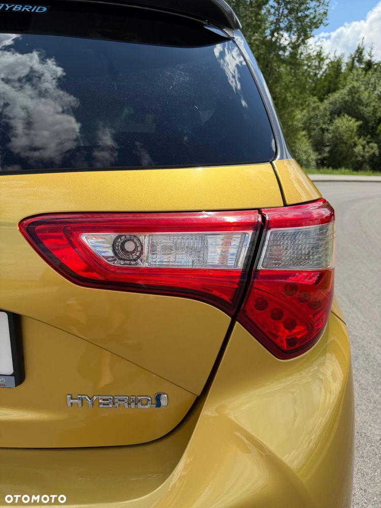 Toyota Yaris 1.5 20th Anniversary CVT - 11