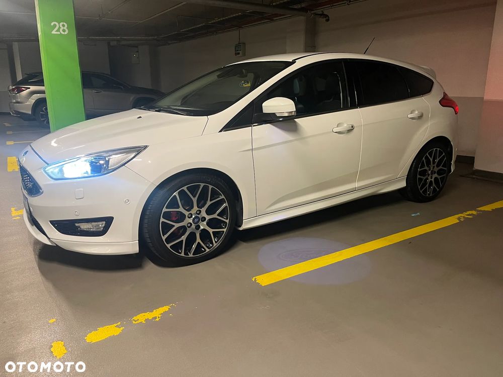 Ford Focus 1.0 EcoBoost ST-Line ASS - 4