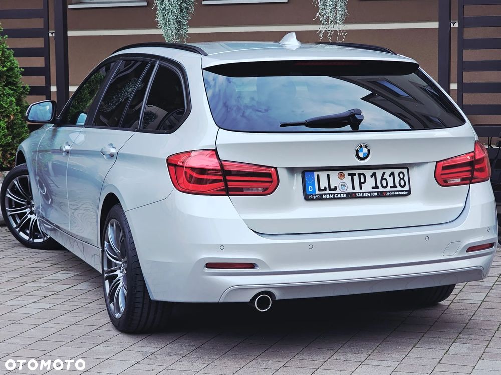 BMW Seria 3 318d Touring Sport Line - 7