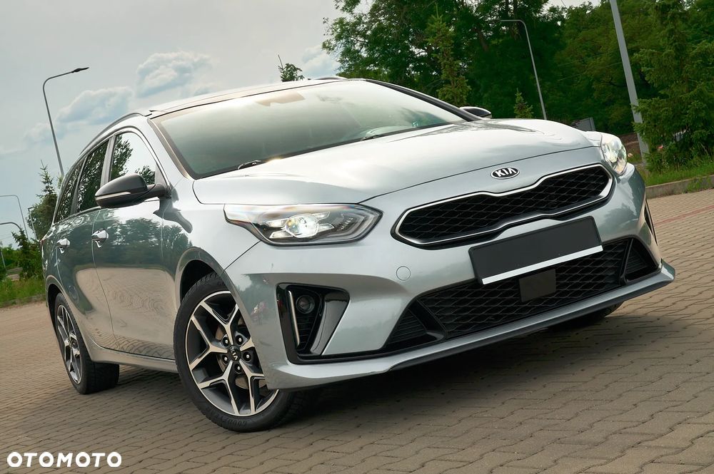 Kia Ceed 1.4 T-GDI DCT OPF GT Line - 14