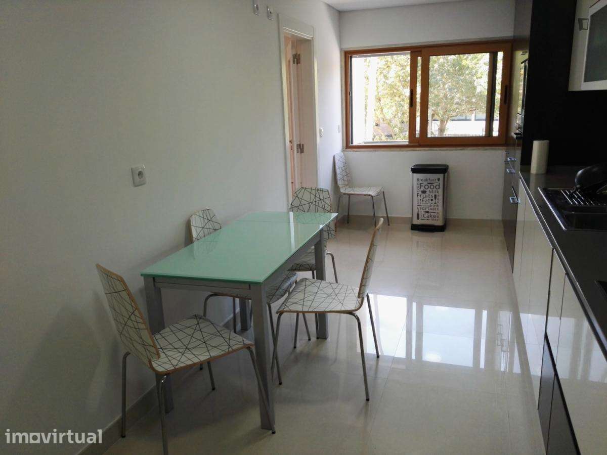 Apartamento com 2 quartos - localizado em Amadora Lisbon - Grande imagem: 3/29