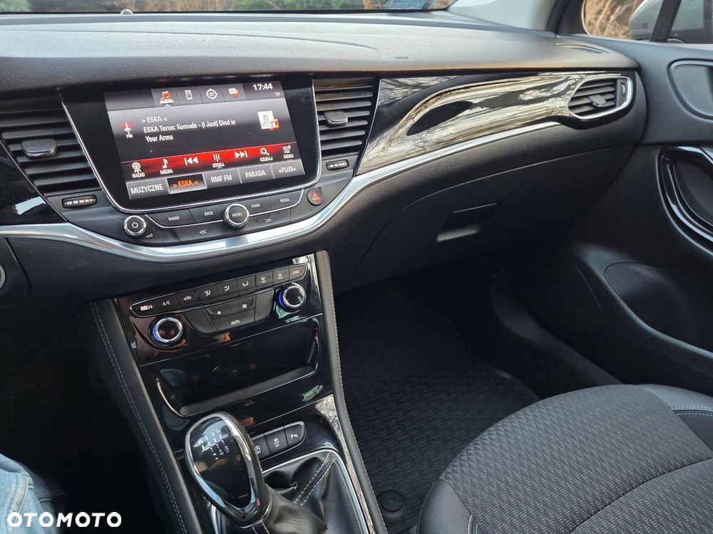 Opel Astra 1.6 D Start/Stop Business - 2