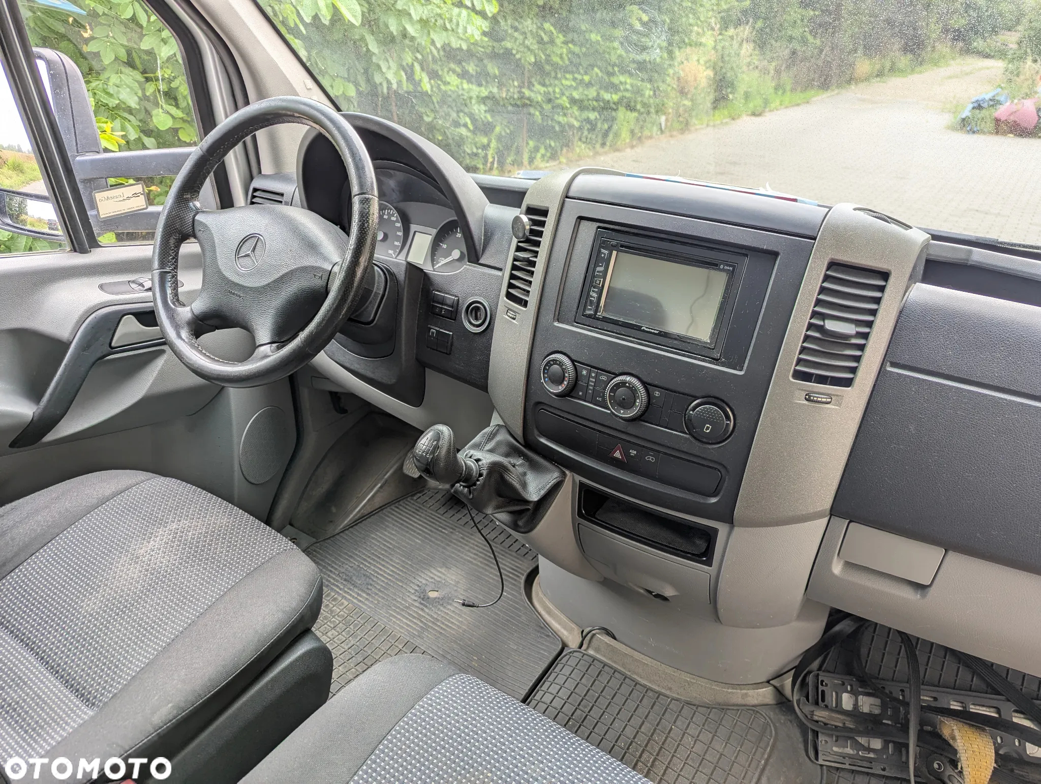 Mercedes-Benz Sprinter - 7