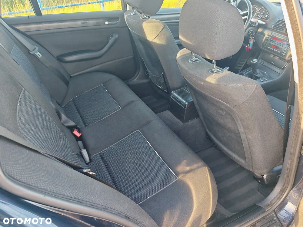 BMW Seria 3 320d - 9