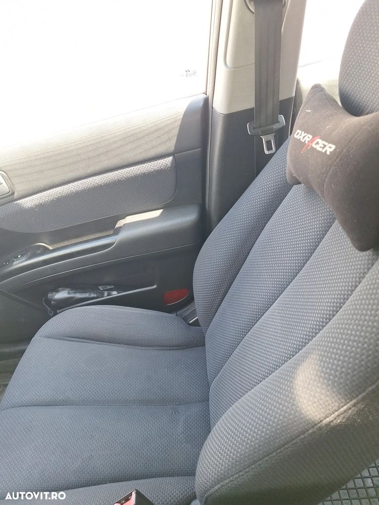 Hyundai Sonata - 8