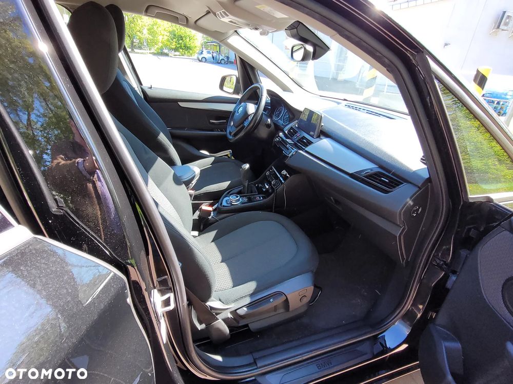 BMW Seria 2 218i Advantage - 13