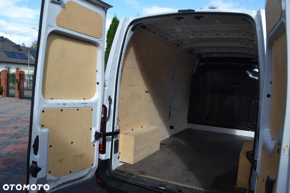 Renault Master Blue dCi 135 L3H2 VA Basis - 17