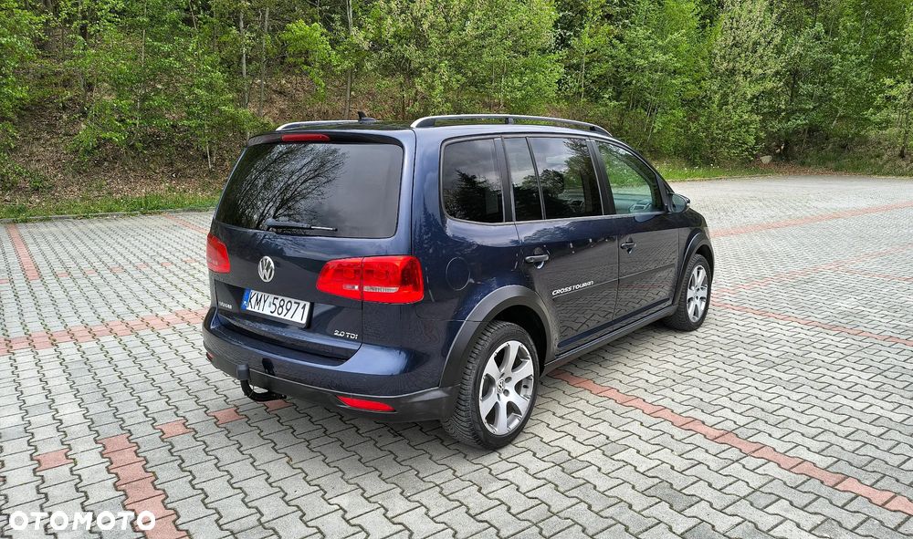 Volkswagen Touran 2.0 TDI DPF Cross - 5