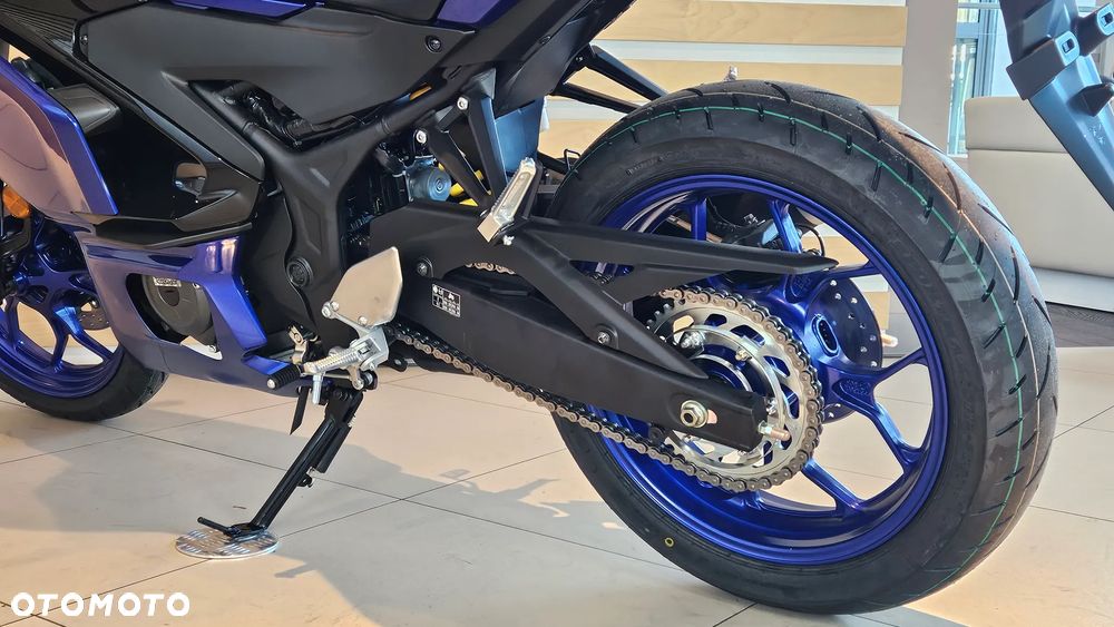 Yamaha R3 - 19