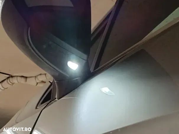 Volkswagen Golf Variant 1.6 TDI DPF Highline - 21