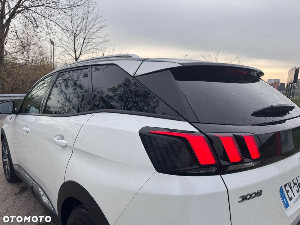 Peugeot 3008 PureTech 130 Stop & Start GPF Allure - 15