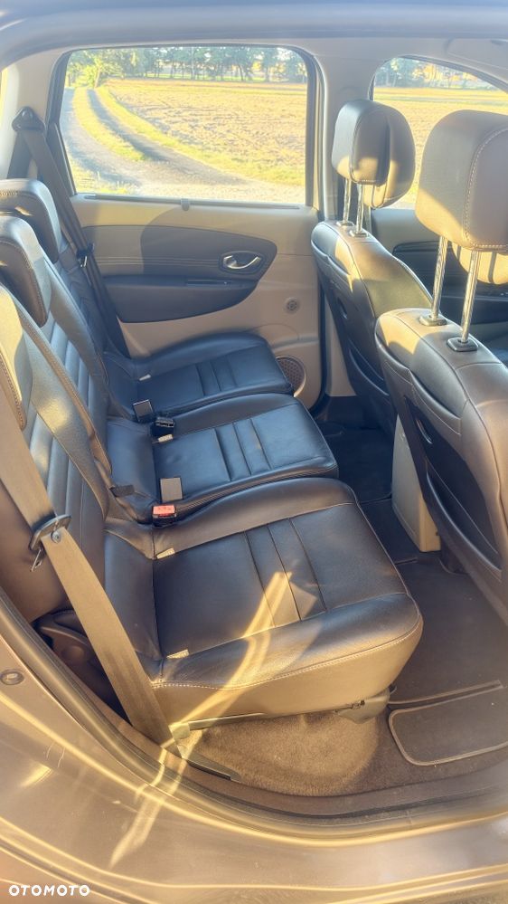 Renault Scenic - 6