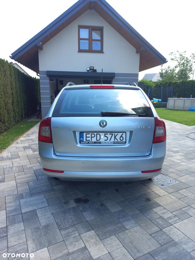 Skoda Octavia 1.6 TDI Elegance - 8