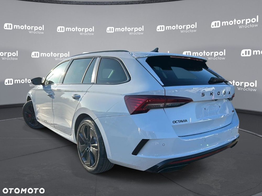 Skoda Octavia - 8