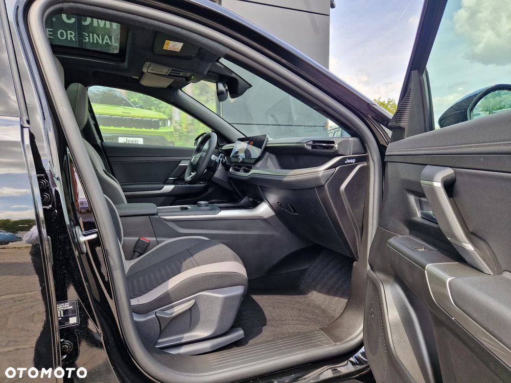 Jeep Compass 1.2 T3 mHEV First Edition FWD DCT - 18