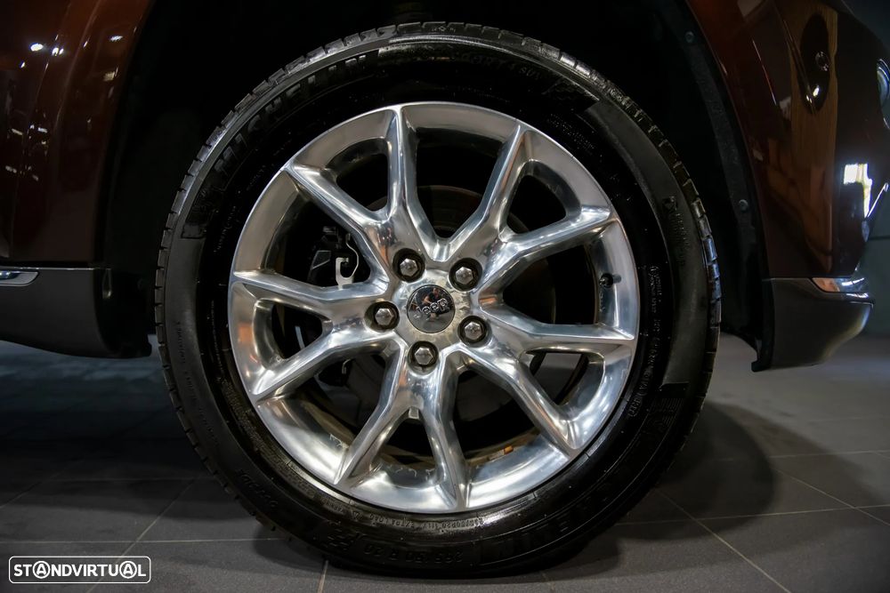 Jeep Grand Cherokee 5.7 V8 HEMI 4WD Auto Summit - 11