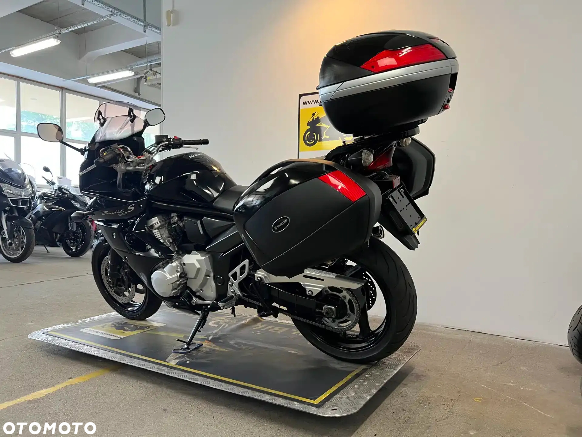 Suzuki Bandit - 6