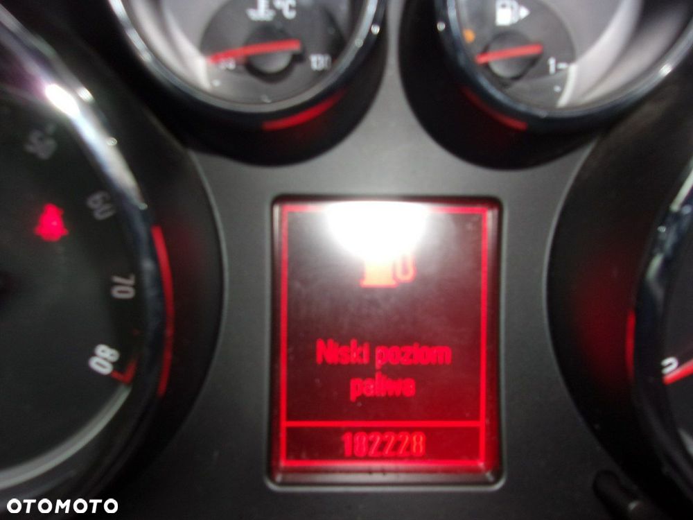 Opel Insignia 1.6 Turbo Cosmo - 24