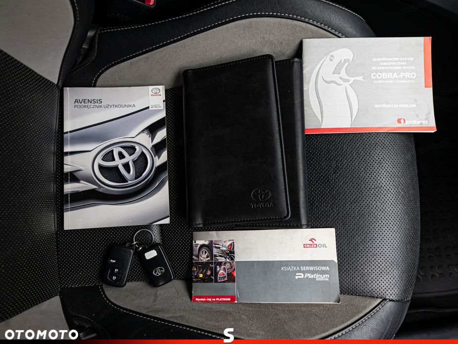 Toyota Avensis 2.0 D-4D Premium - 30