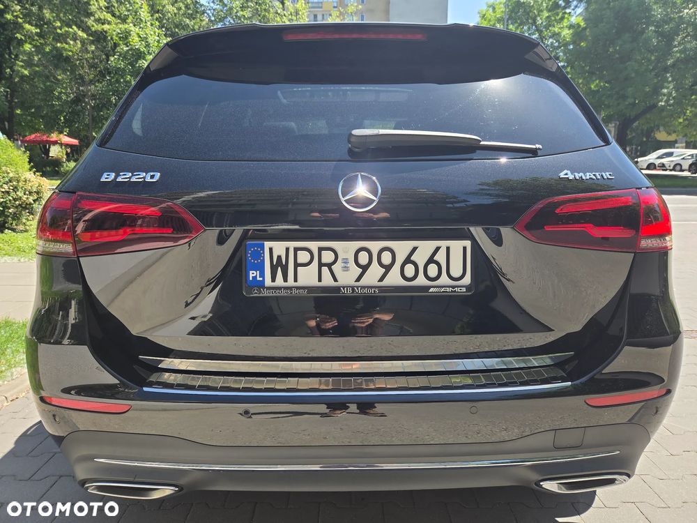 Mercedes-Benz Klasa B 220 4-Matic Style 7G-DCT - 7