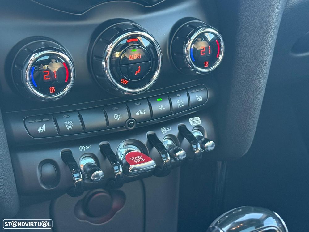MINI 3 Portas Cooper Aut. - 25