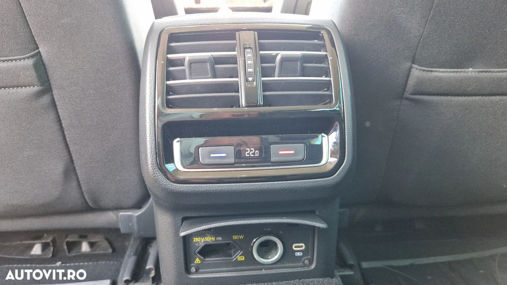 Volkswagen Passat - 12