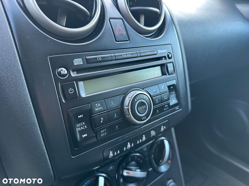 Nissan Qashqai 1.6 acenta - 17