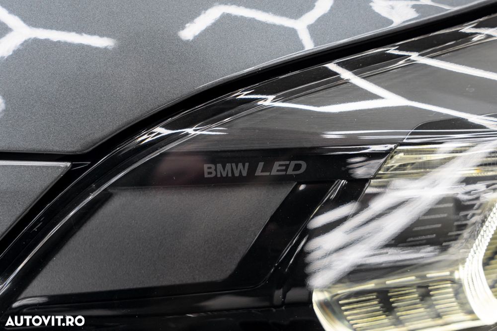 BMW M1 M135i xDrive AT - 9