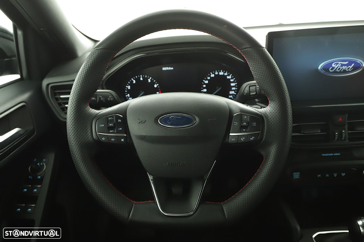Ford Focus SW 1.0 EcoBoost MHEV ST-Line - 15