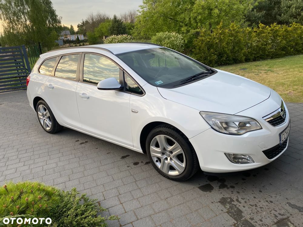 Opel Astra 1.7 CDTI Cosmo - 1