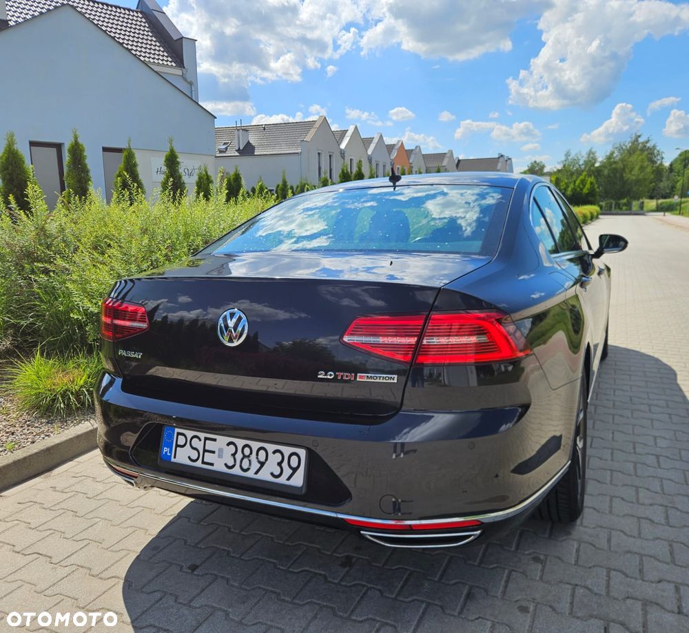 Volkswagen Passat 2.0 TDI Bi-Turbo BMT 4Mot Highline DSG - 9